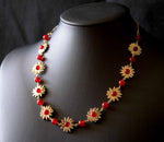 Collana Semirigida Inti Wayta - Dorata con Corniola